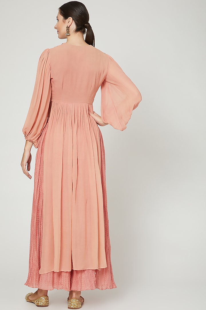Pink Sequins Embroidered Kurta With Pants by Ria Shah Label at Pernia's Pop Up Shop