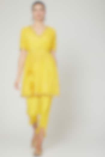 Yellow Embroidered Kurta With Pants by Ria Shah Label