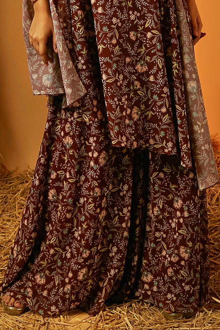 Maroon Poly Georgette Floral Printed Cape Set by Ria Shah Label at Pernia's Pop Up Shop