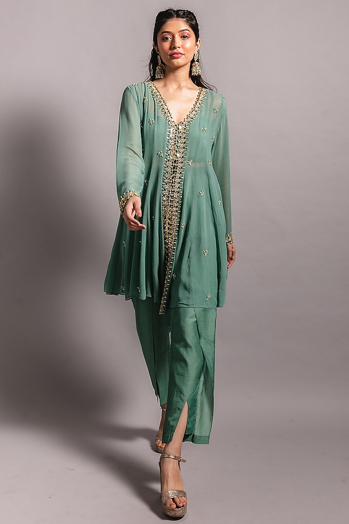 Teal Green Embroidered Kurta Set by Ria Shah Label at Pernia's Pop Up Shop