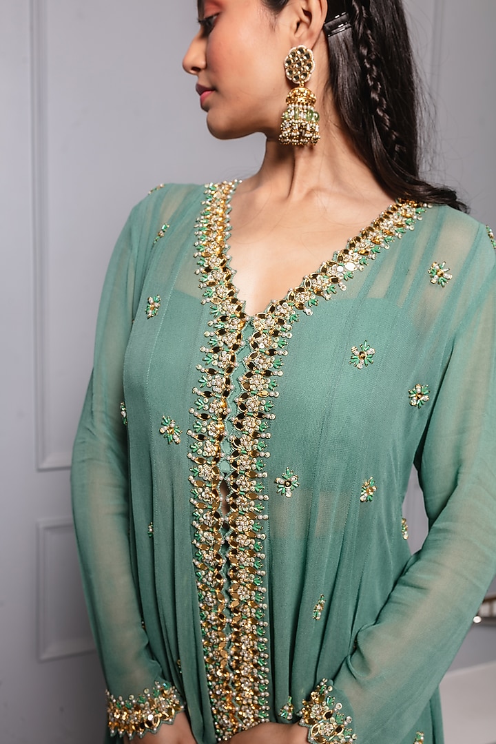 Teal Green Embroidered Kurta Set by Ria Shah Label at Pernia's Pop Up Shop