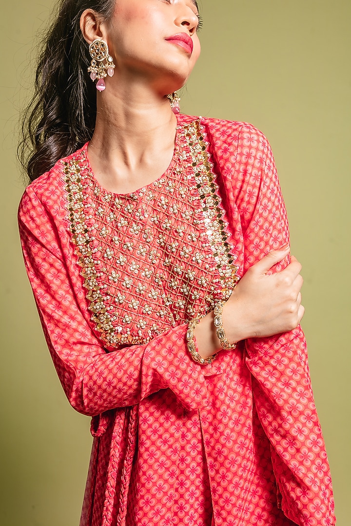 Pink Printed Kurta Set by Ria Shah Label at Pernia's Pop Up Shop