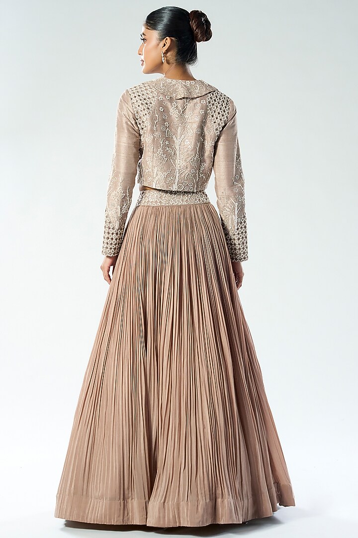 Sandrift Crepe Pleated Jacket Wedding Lehenga Set by Rishi & Soujit at Pernia's Pop Up Shop