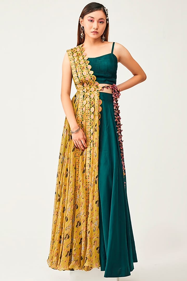 Teal Green Georgette Pant Set by Rishi & Soujit at Pernia's Pop Up Shop