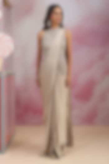 Grey Jacquard Sequins Embroidered Draped Wedding Saree Set by Rishi & Soujit at Pernia's Pop Up Shop