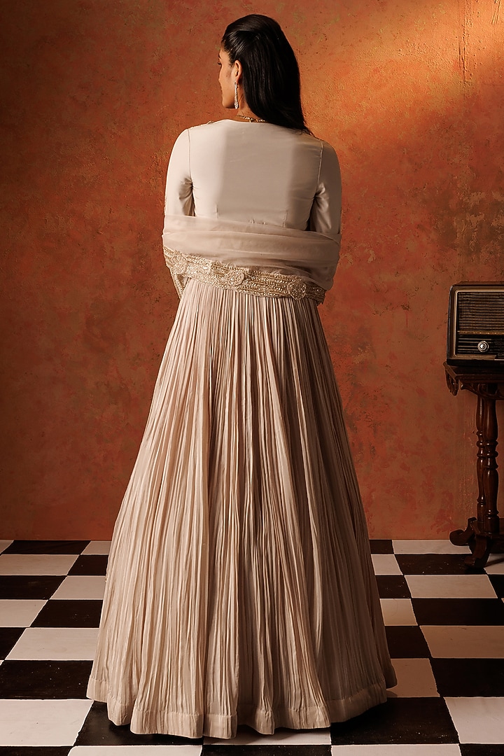 Ivory Crepe Pleated Wedding Lehenga Set by Rishi & Soujit at Pernia's Pop Up Shop