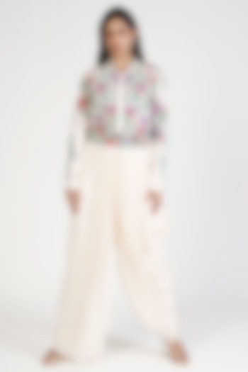 White Raw Silk Thread Embroidered Short Jacket Set by Rishi & Soujit at Pernia's Pop Up Shop