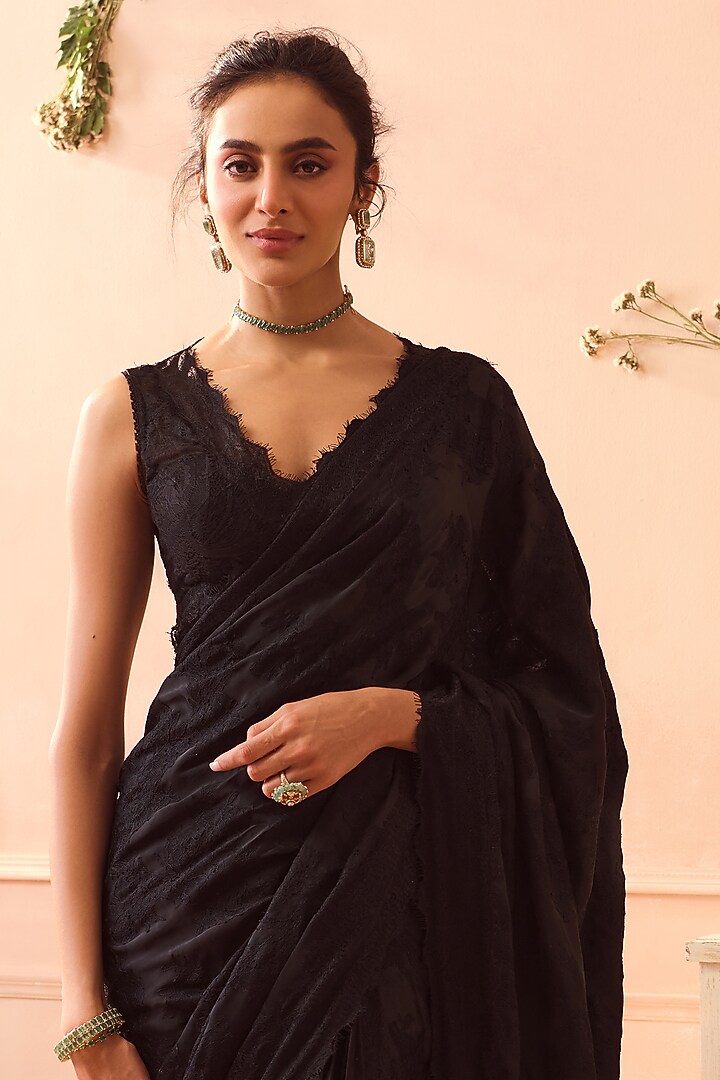 Black Silk Organza Lace Work Reception Saree Set by Roseroom by Isha Jajodia at Pernia's Pop Up Shop