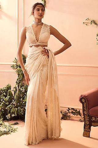 Ivory Silk Organza Saree Set by Roseroom by Isha Jajodia