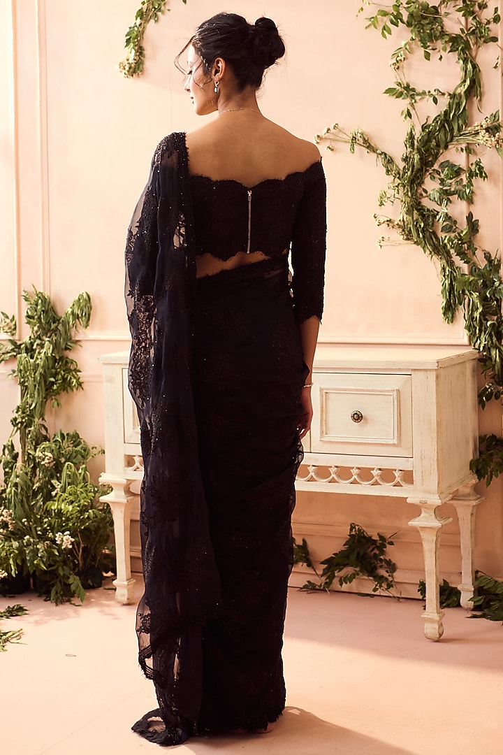 Black Silk Organza Lace Applique Bridal Saree Set by Roseroom by Isha Jajodia at Pernia's Pop Up Shop