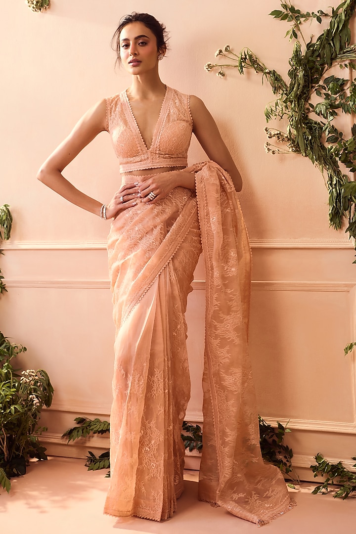 Peach Silk Organza Lace Saree Set by Roseroom by Isha Jajodia at Pernia's Pop Up Shop