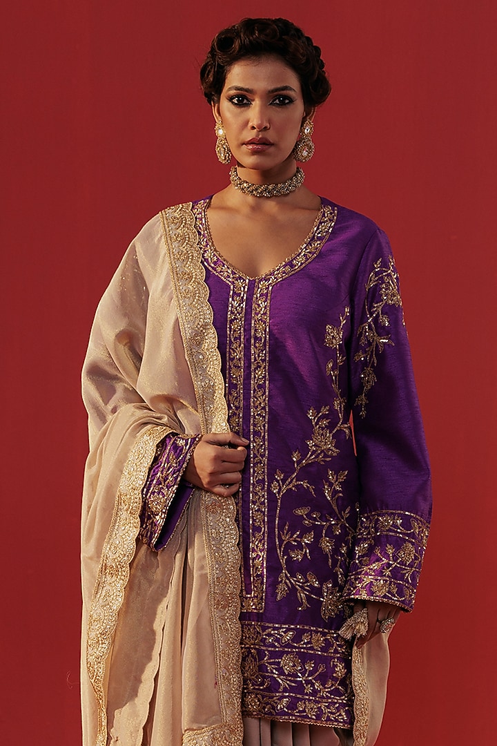 Purple Dupion Silk Embroidered Kurta Set by Rasasvada at Pernia's Pop Up Shop