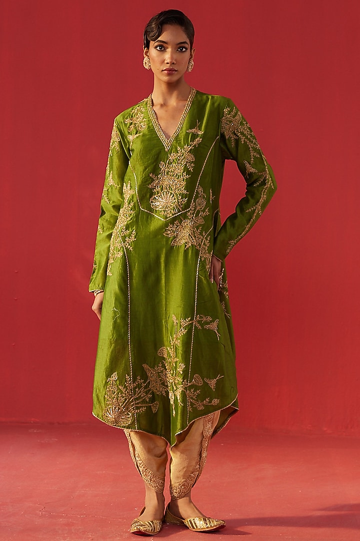 Olive Green Chanderi Embroidered Kurta Set by Rasasvada at Pernia's Pop Up Shop