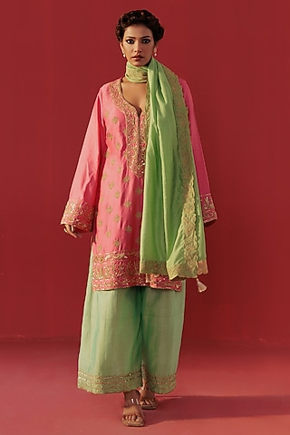 Pink Chanderi Embroidered Kurta Set by Rasasvada