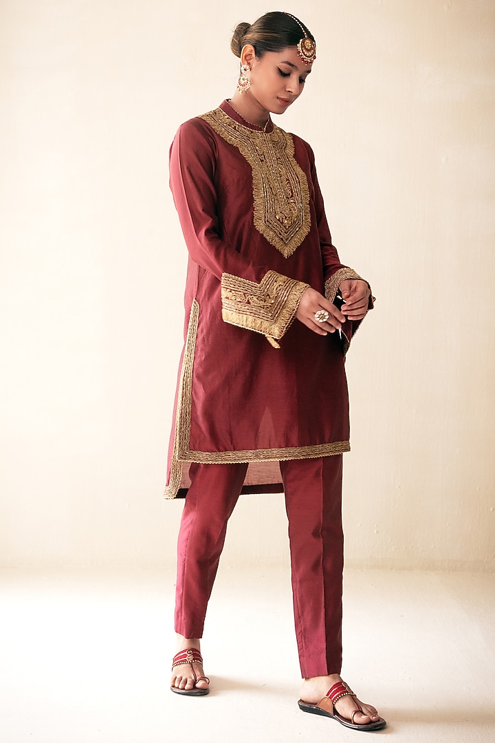 Maroon Chanderi Dori Hand Embroidered Kurta Set by Rasasvada at Pernia's Pop Up Shop