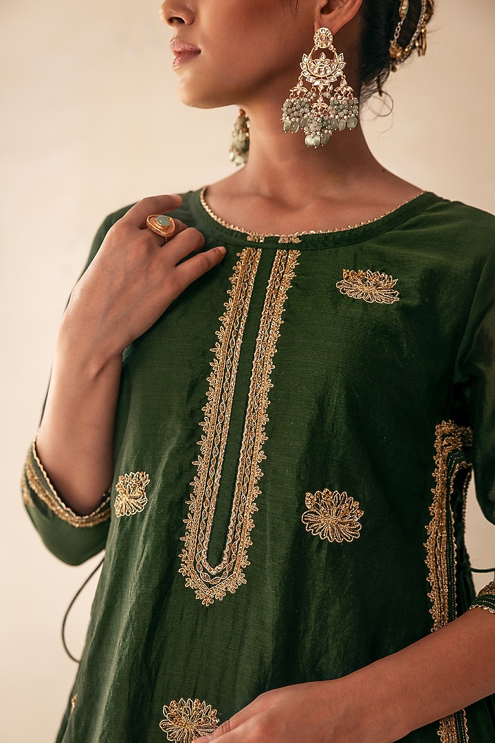 Green Chanderi Gold Embroidered Kurta Set by Rasasvada at Pernia's Pop Up Shop