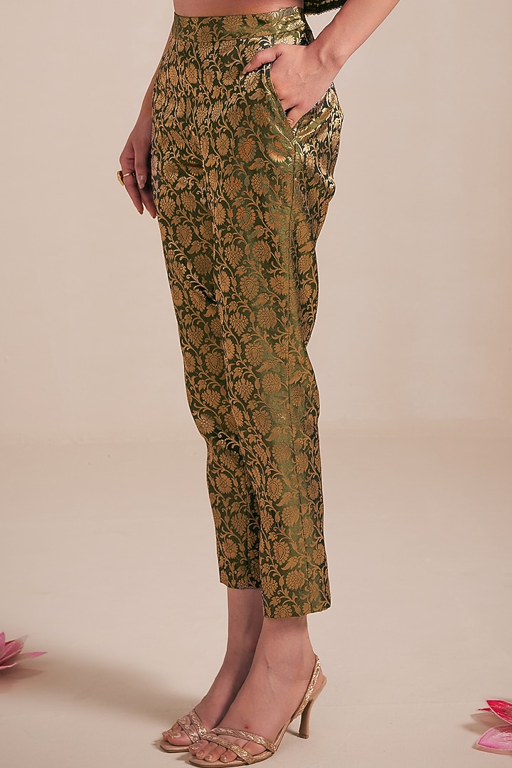 Green Organza & Brocade Embroidered Co-Ord Set by Rasasvada at Pernia's Pop Up Shop