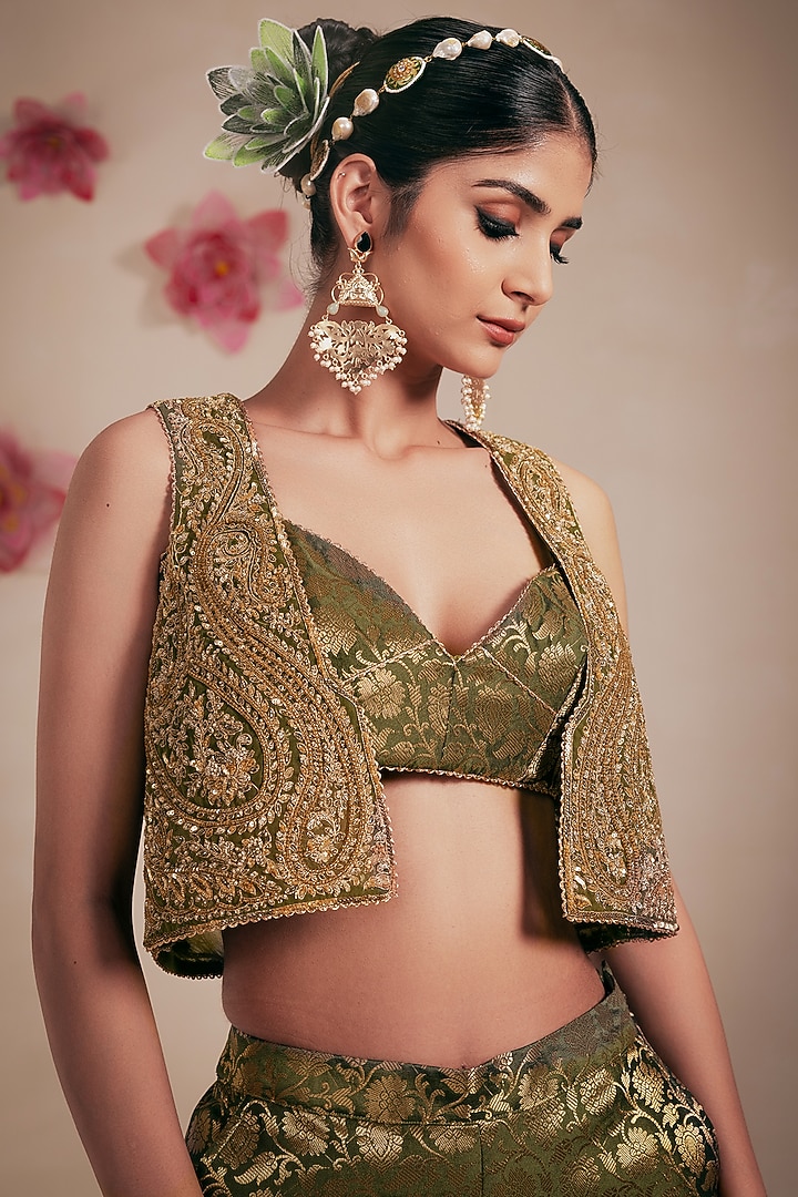 Green Organza & Brocade Embroidered Co-Ord Set by Rasasvada at Pernia's Pop Up Shop