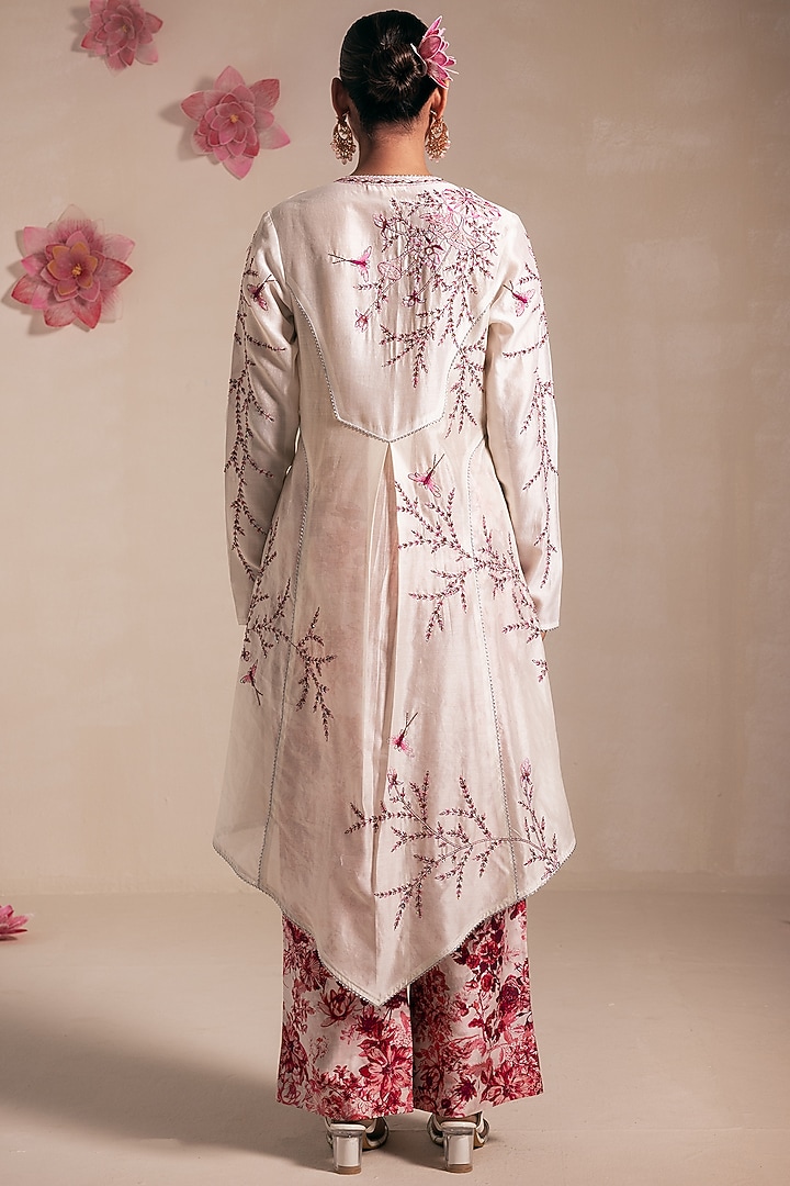 Ivory & Pink Chanderi Embroidered Structured Kurta Set by Rasasvada at Pernia's Pop Up Shop