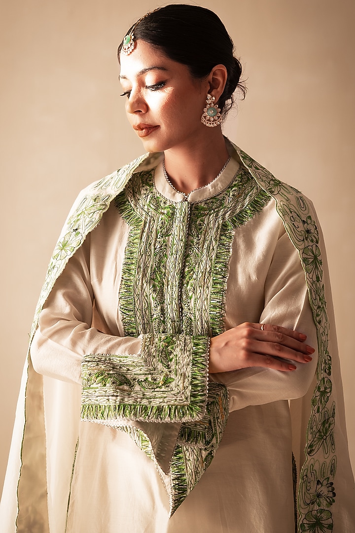 Ivory & Green Chanderi Embroidered Kurta Set by Rasasvada at Pernia's Pop Up Shop