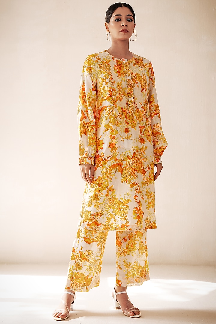 Yellow Chanderi Printed Kurta Set by Rasasvada at Pernia's Pop Up Shop