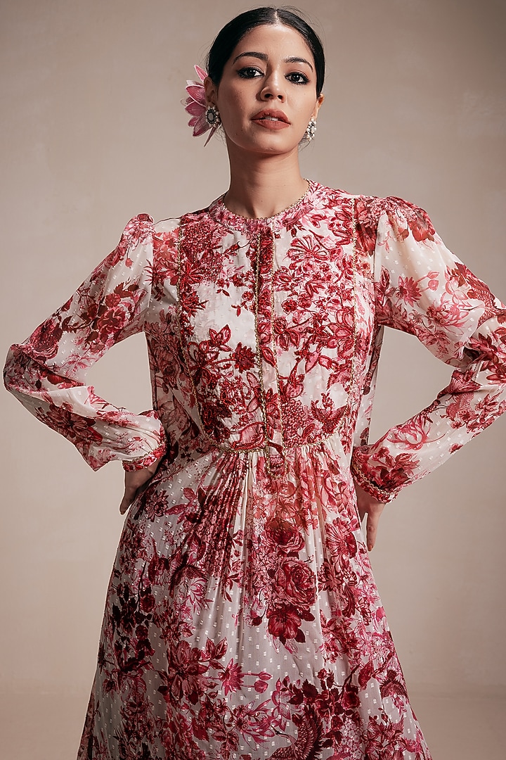 Maroon Chiffon Printed Kurta Set by Rasasvada at Pernia's Pop Up Shop