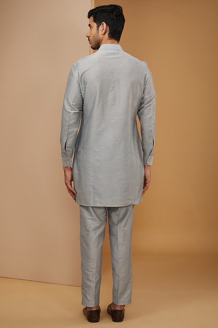 Blue Raw Silk Geometric Thread Embroidered Bundi Jacket Set by RNG Safawala Men at Pernia's Pop Up Shop