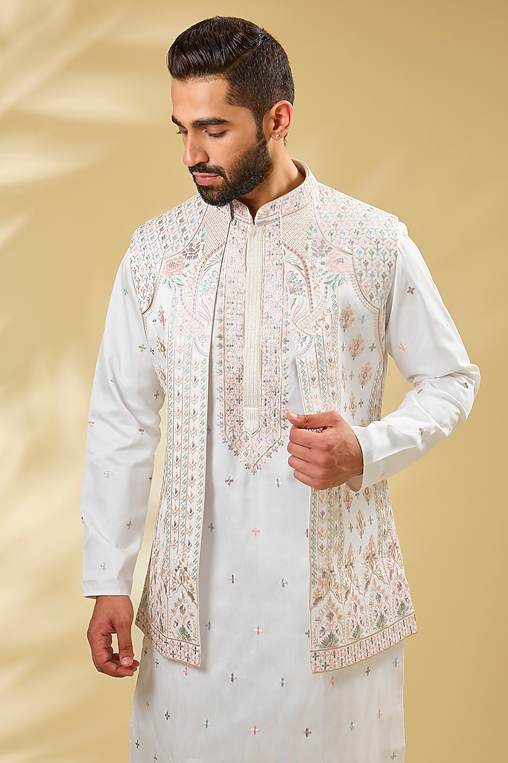 Off-White Raw Silk Resham Embroidered Wedding Indowestern Set by RNG Safawala Men at Pernia's Pop Up Shop
