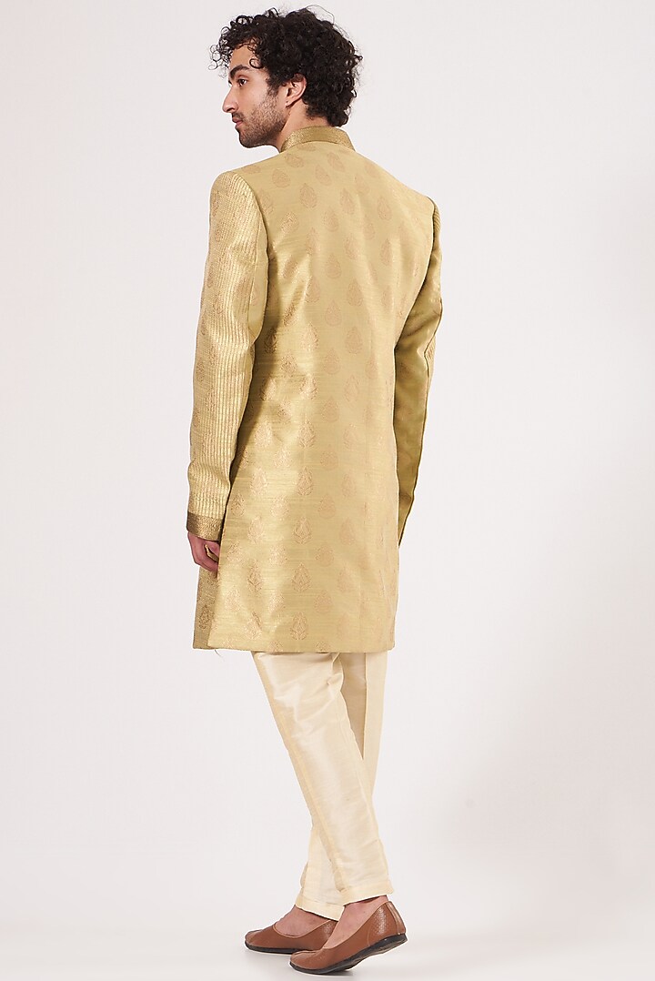 Gold Embroidered Ajkan Jacket Set by RNG Safawala Men at Pernia's Pop Up Shop