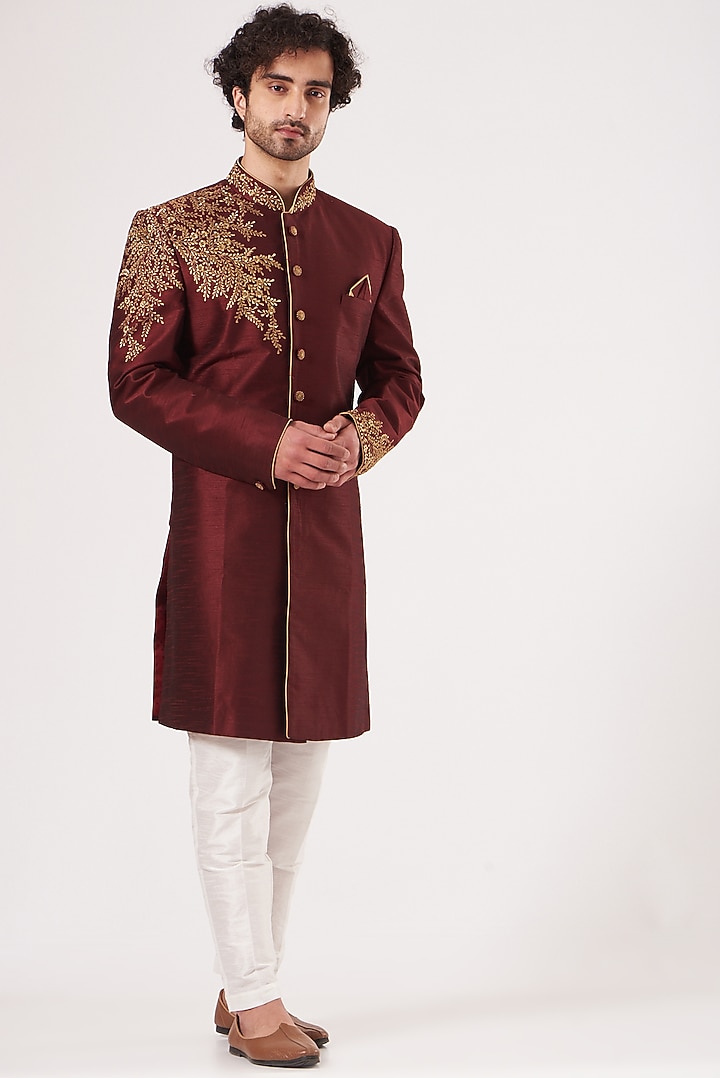 Maroon Embroidered Ajkan Jacket Set by RNG Safawala Men at Pernia's Pop Up Shop