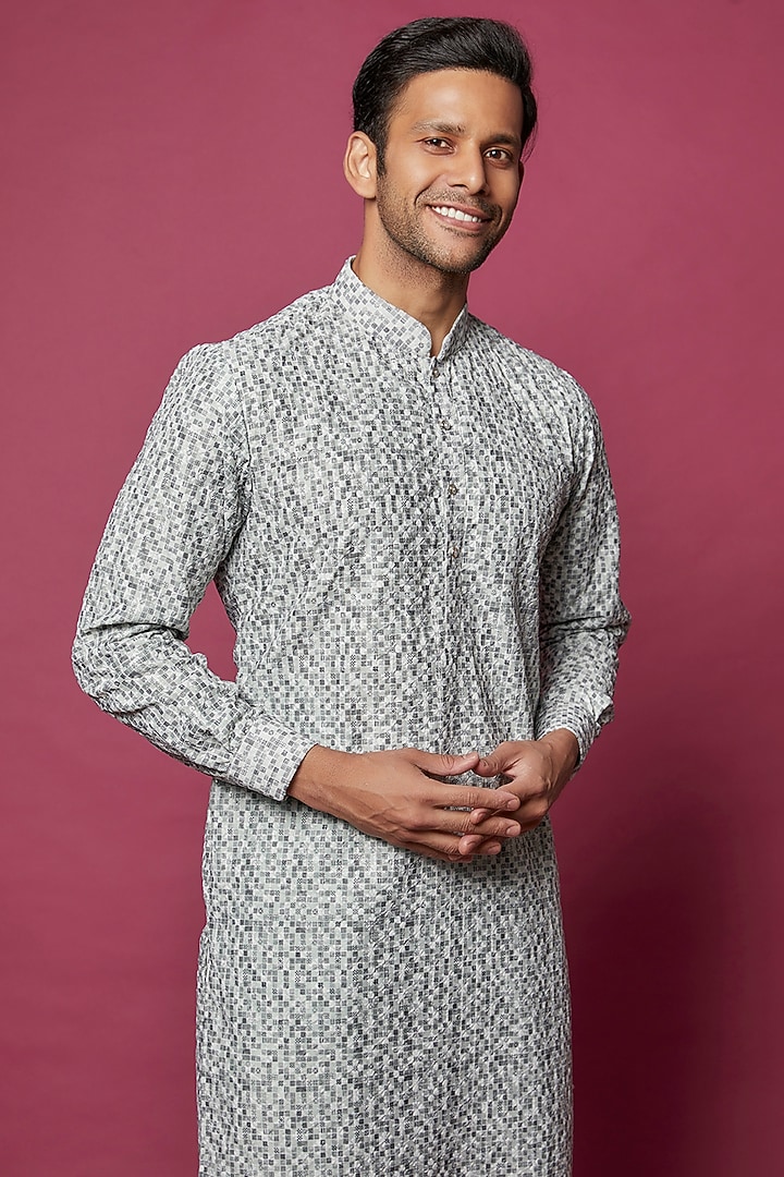 Grey Slub Silk Sequins Embroidered Kurta Set by RNG Safawala Men at Pernia's Pop Up Shop