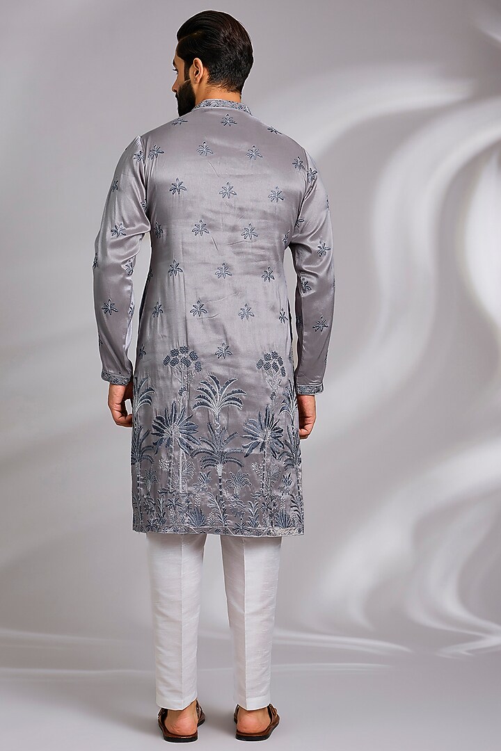 Grey Cotton Silk Thread Embroidered Kurta Set by RNG Safawala Men at Pernia's Pop Up Shop