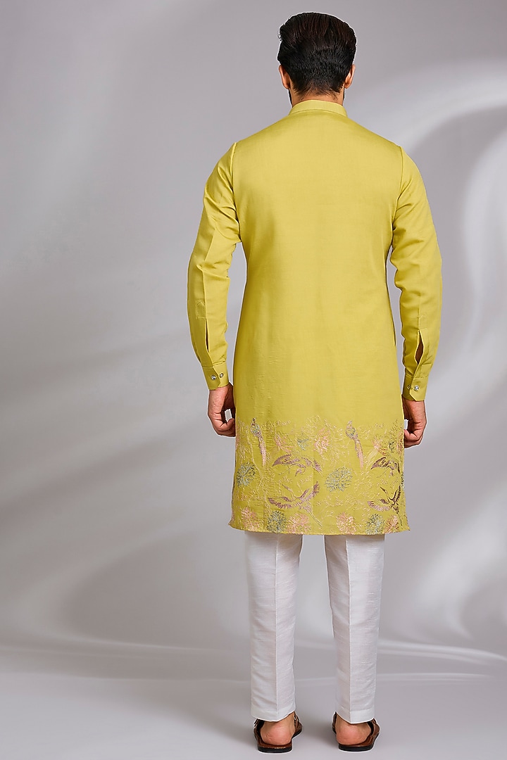 Lime Green Cotton Silk Thread Embroidered Kurta Set by RNG Safawala Men at Pernia's Pop Up Shop