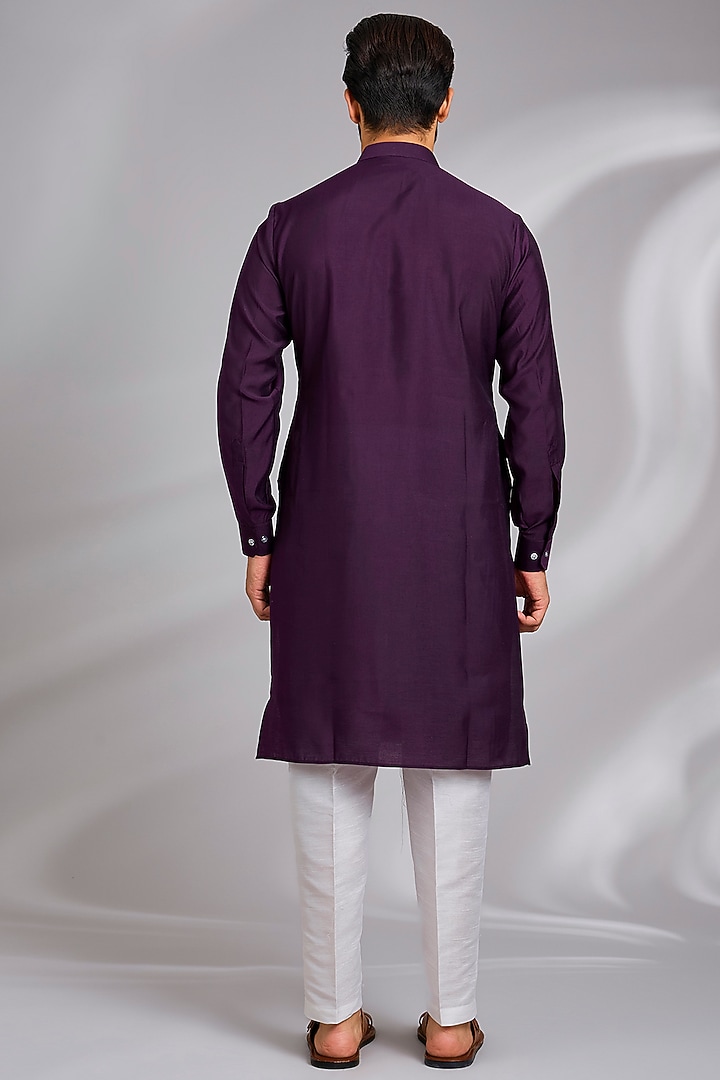 Wine Cotton Silk Resham Embroidered Bundi Jacket Set by RNG Safawala Men at Pernia's Pop Up Shop
