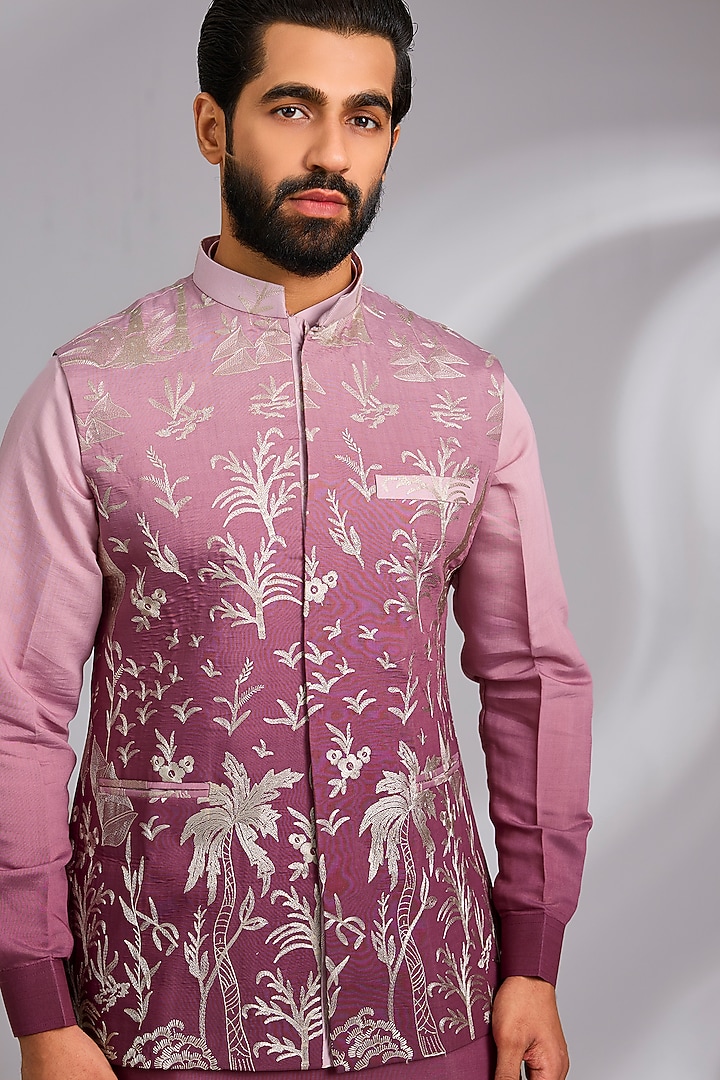 Pink Ombre Raw Silk Thread Embroidered Bundi Jacket Set by RNG Safawala Men at Pernia's Pop Up Shop