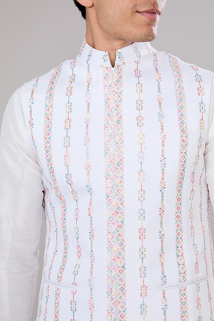 Off-White Raw Silk Thread Embroidered Nehru Jacket Set by RNG Safawala Men at Pernia's Pop Up Shop
