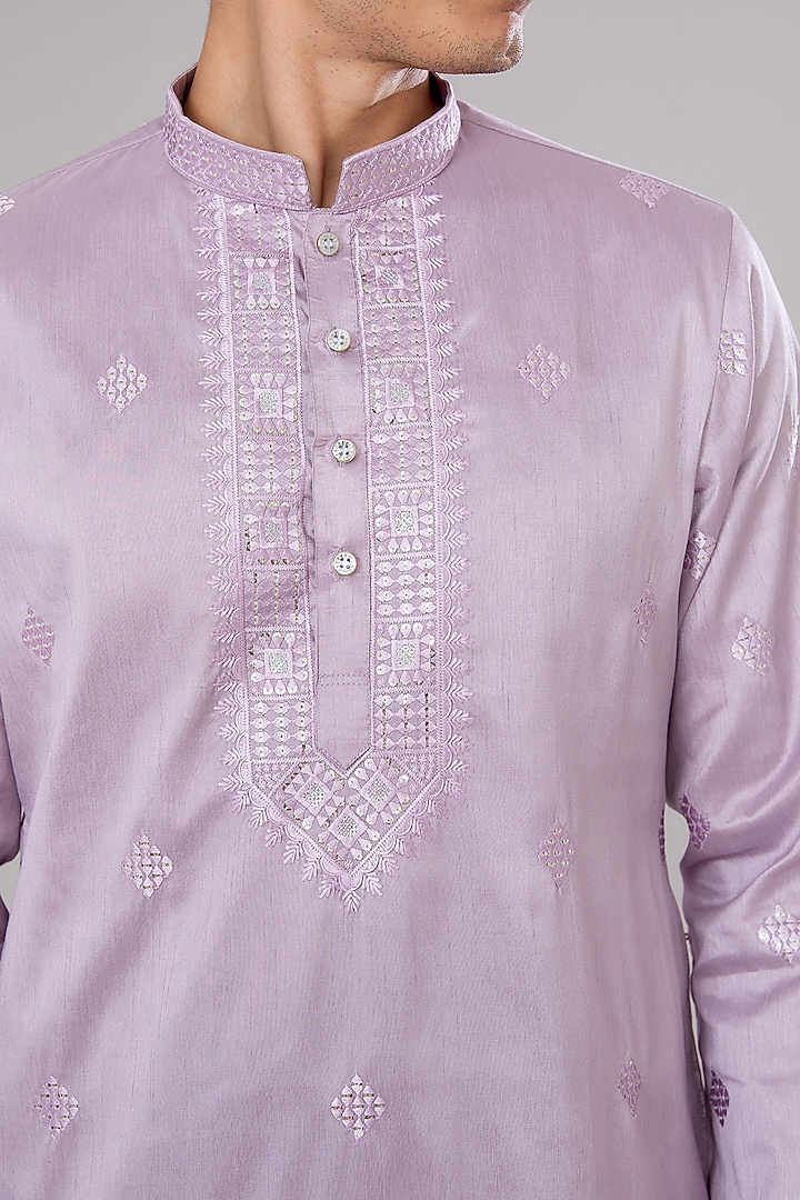 Lilac Cotton Silk Sequins Embroidered Kurta Set by RNG Safawala Men at Pernia's Pop Up Shop