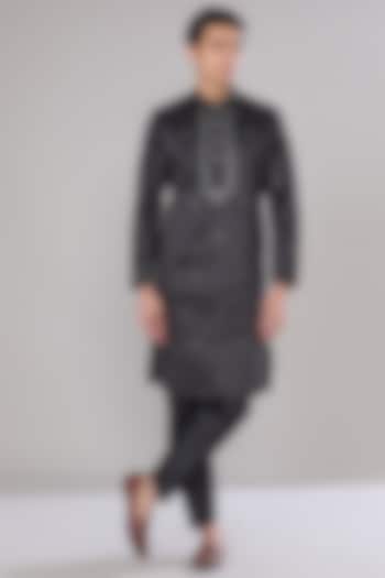 Black Cotton Silk Thread & Sequins Embroidered Kurta Set by RNG Safawala Men