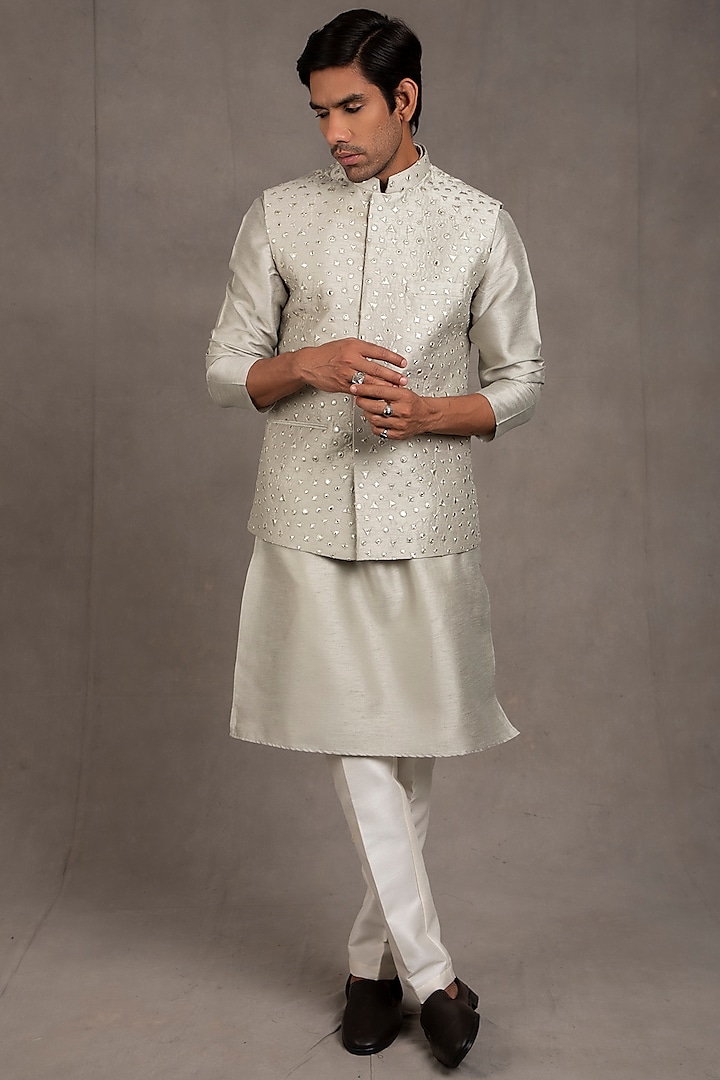 Duckegg Grey Raw Silk Embroidered Bundi Jacket Set by RNG Safawala Men at Pernia's Pop Up Shop