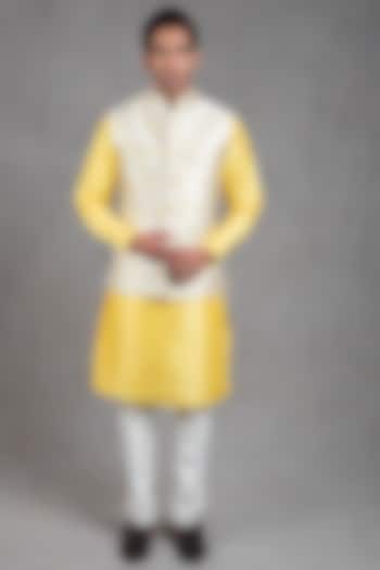 Yellow Kurta Set With Printed Bundi Jacket by RNG Safawala Men