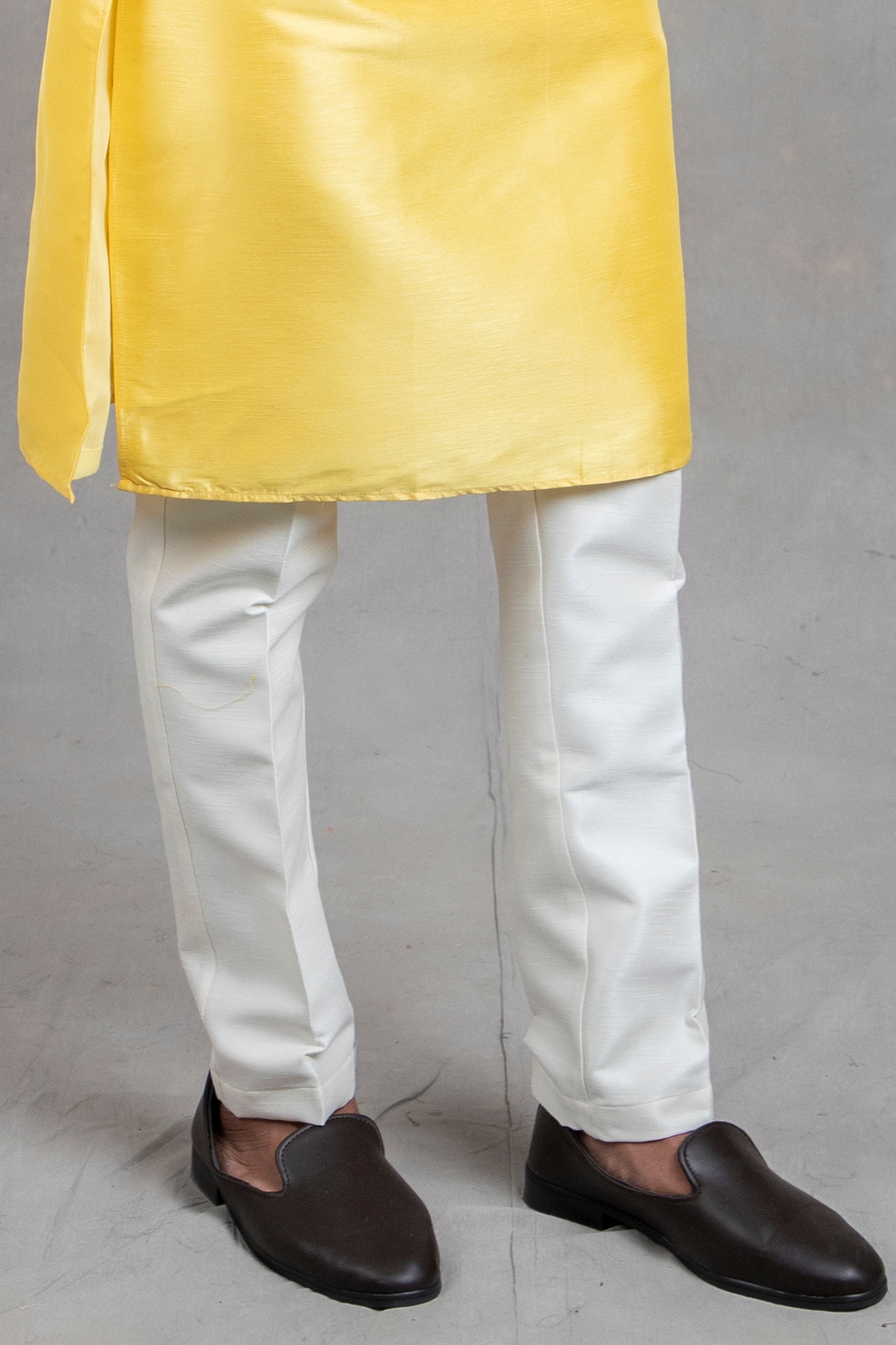 Buy BIBA Yellow Printed Viscose Woven Women's Kurta Pant Dupatta Set |  Shoppers Stop