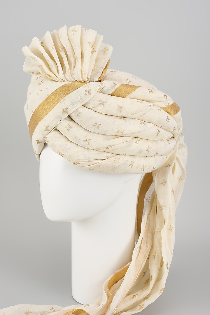 Off-White Chanderi Silk Golden Zari Hand Draped Safa by RNG Safawala Men at Pernia's Pop Up Shop