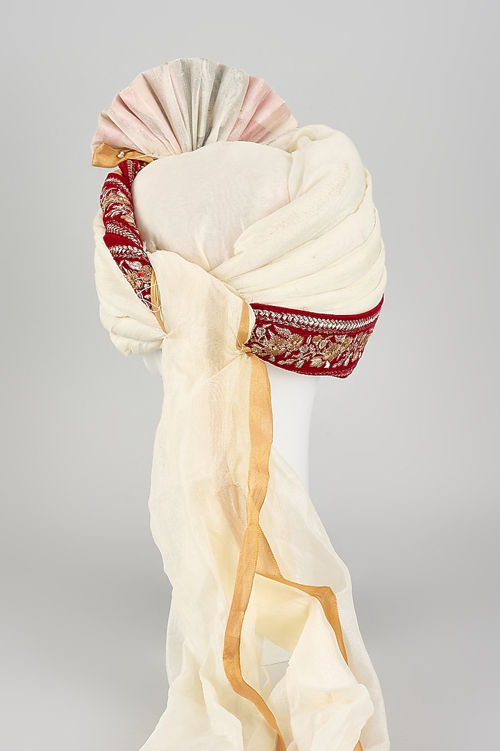 White Chanderi Silk Zari Embroidered Hand Draped Safa by RNG Safawala Men at Pernia's Pop Up Shop