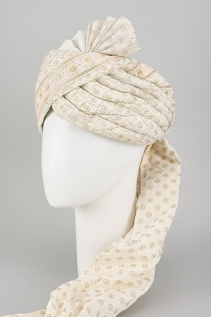 Off-White Art Silk Chikankari Embroidered Hand Draped Safa by RNG Safawala Men at Pernia's Pop Up Shop