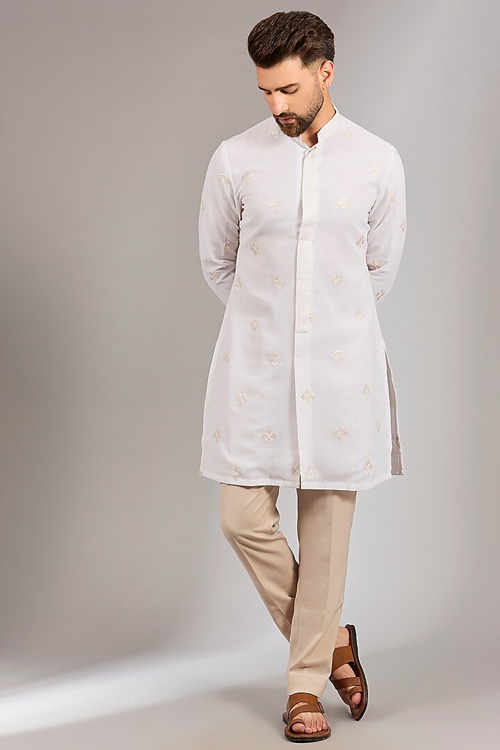 White Georgette Sequins Embroidered Kurta by RNG Safawala Men at Pernia's Pop Up Shop