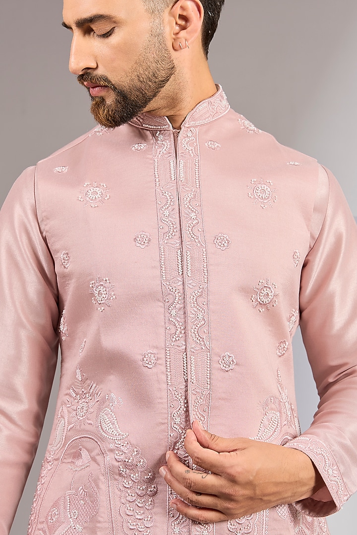 Pink Muslin Silk Cutdana Embroidered Bundi Set by RNG Safawala Men at Pernia's Pop Up Shop