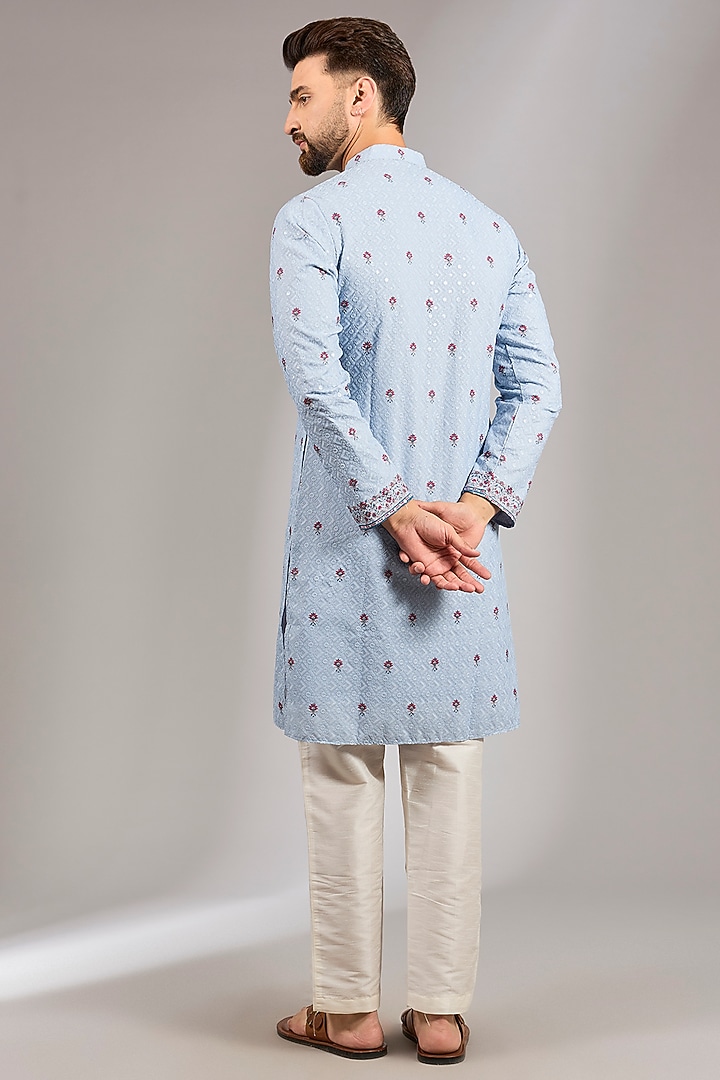 Powder Blue Crepe Silk Paisley Printed Kurta Set by RNG Safawala Men at Pernia's Pop Up Shop
