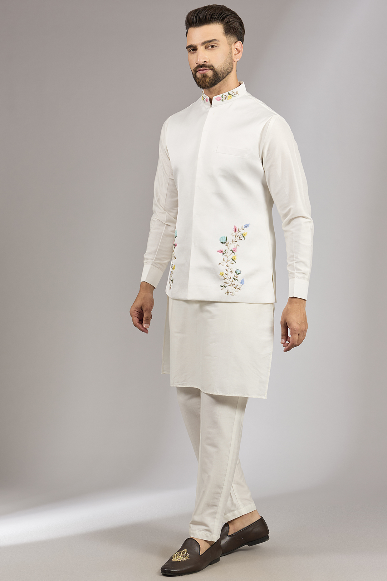 Off-White Ombre Cotton Silk Cutdana Embroidered Bundi Set by RNG Safawala Men
