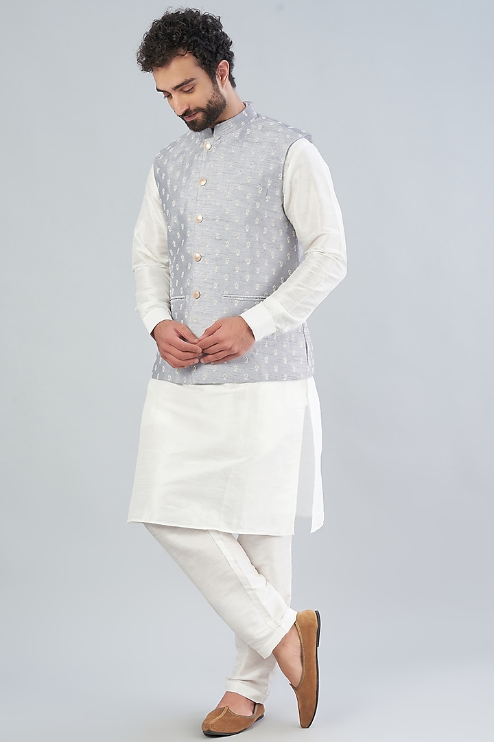 Powder Blue Embroidered Bundi Jacket With Kurta Set by RNG Safawala Men