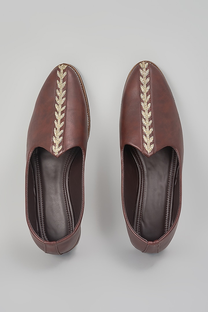Brown Leather Hand Embroidered Juttis by RNG Safawala Men